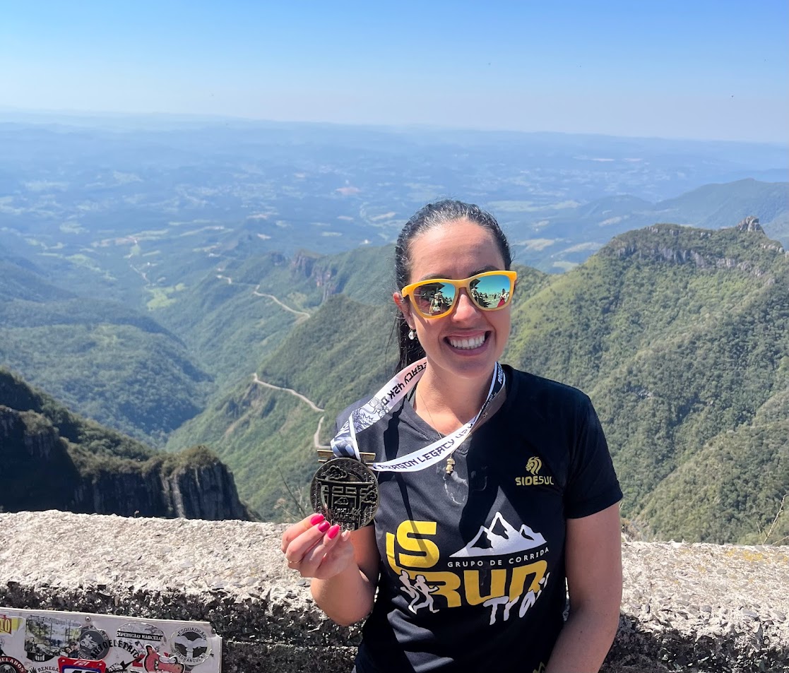 Lívia no Portão de Brandemburgo